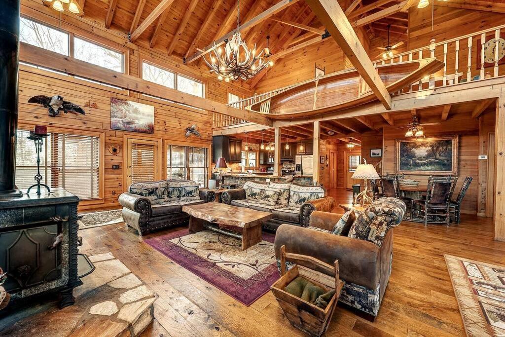Blue Ridge Bliss- Spacious Cabin, Pets, Hot Tub! Exteriér fotografie