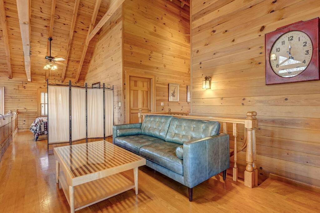 Blue Ridge Bliss- Spacious Cabin, Pets, Hot Tub! Exteriér fotografie