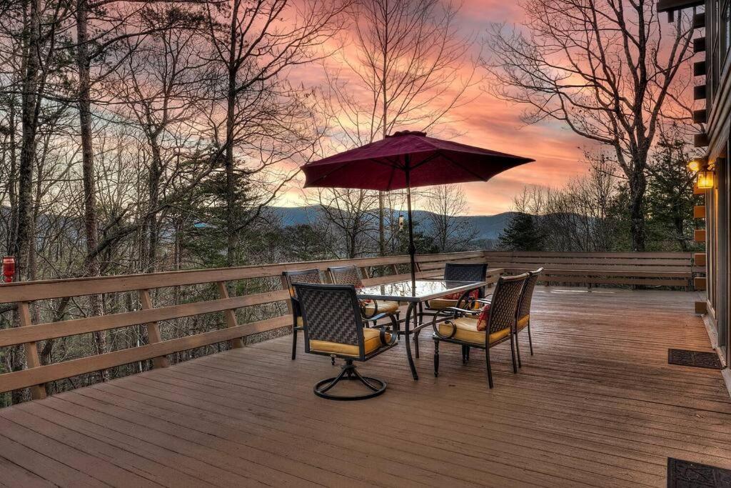 Blue Ridge Bliss- Spacious Cabin, Pets, Hot Tub! Exteriér fotografie