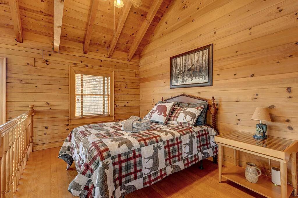 Blue Ridge Bliss- Spacious Cabin, Pets, Hot Tub! Exteriér fotografie