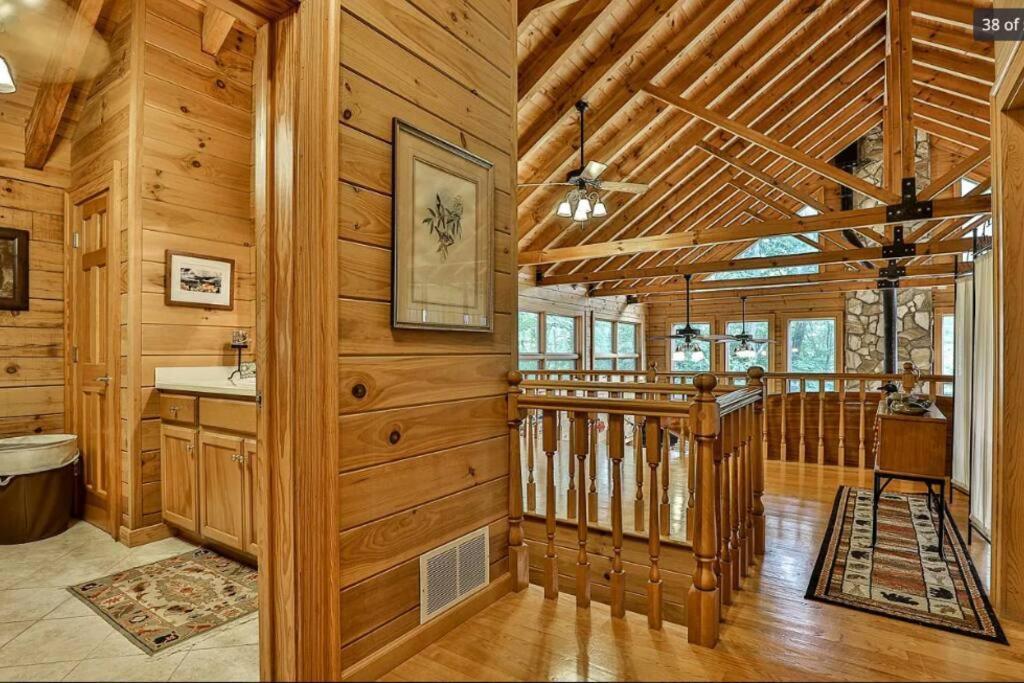 Blue Ridge Bliss- Spacious Cabin, Pets, Hot Tub! Exteriér fotografie